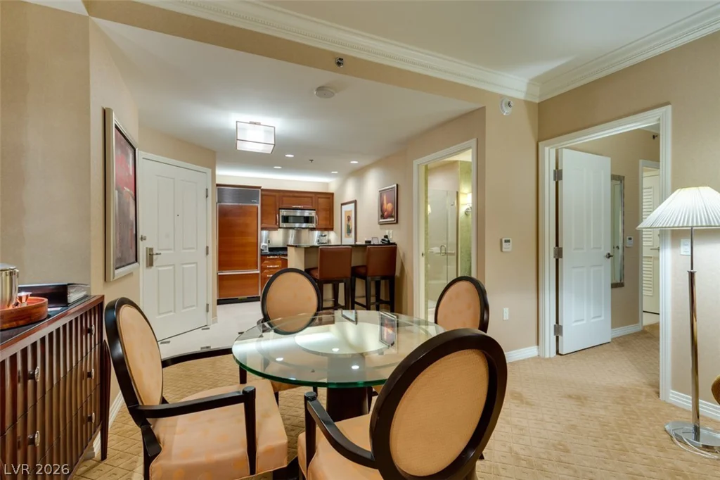 145 HARMON, Las Vegas, NV 89109