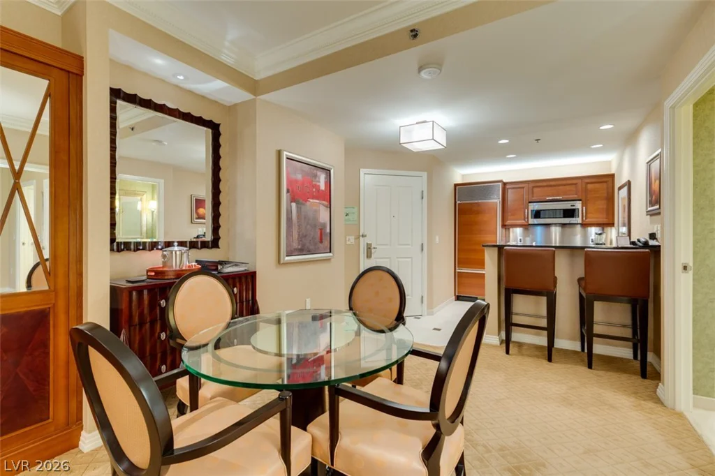 145 HARMON, Las Vegas, NV 89109