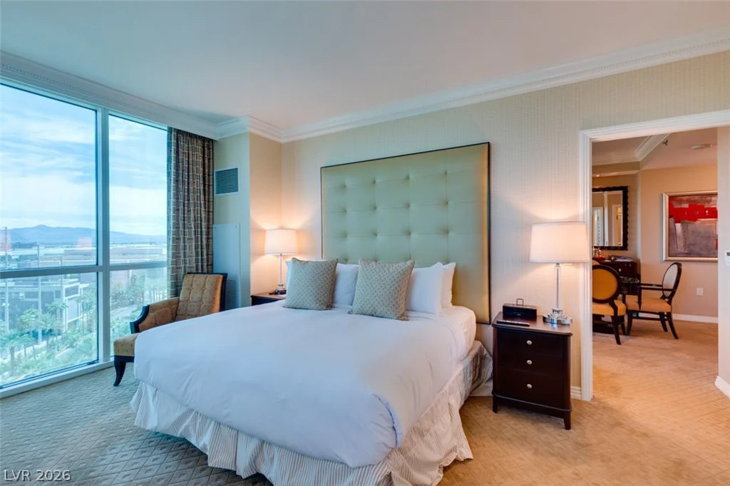145 HARMON, Las Vegas, NV 89109