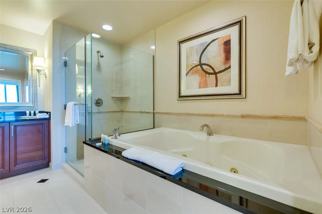 145 HARMON, Las Vegas, NV 89109