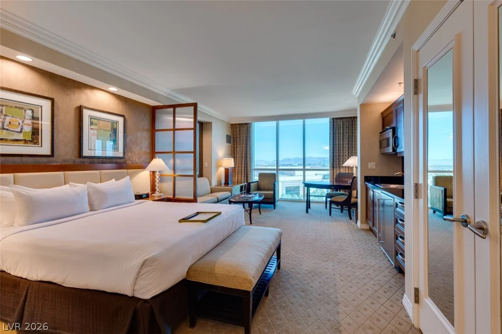 145 HARMON, Las Vegas, NV 89109