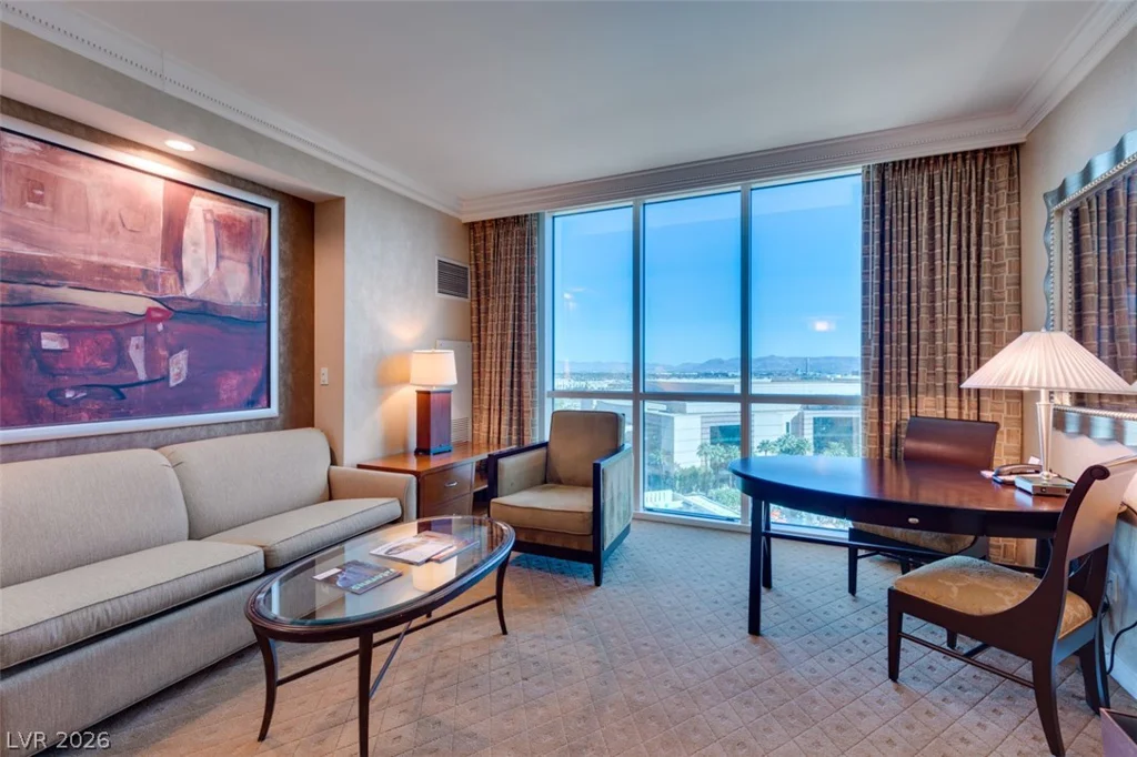 145 HARMON, Las Vegas, NV 89109