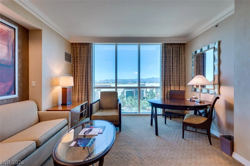 145 HARMON, Las Vegas, NV 89109