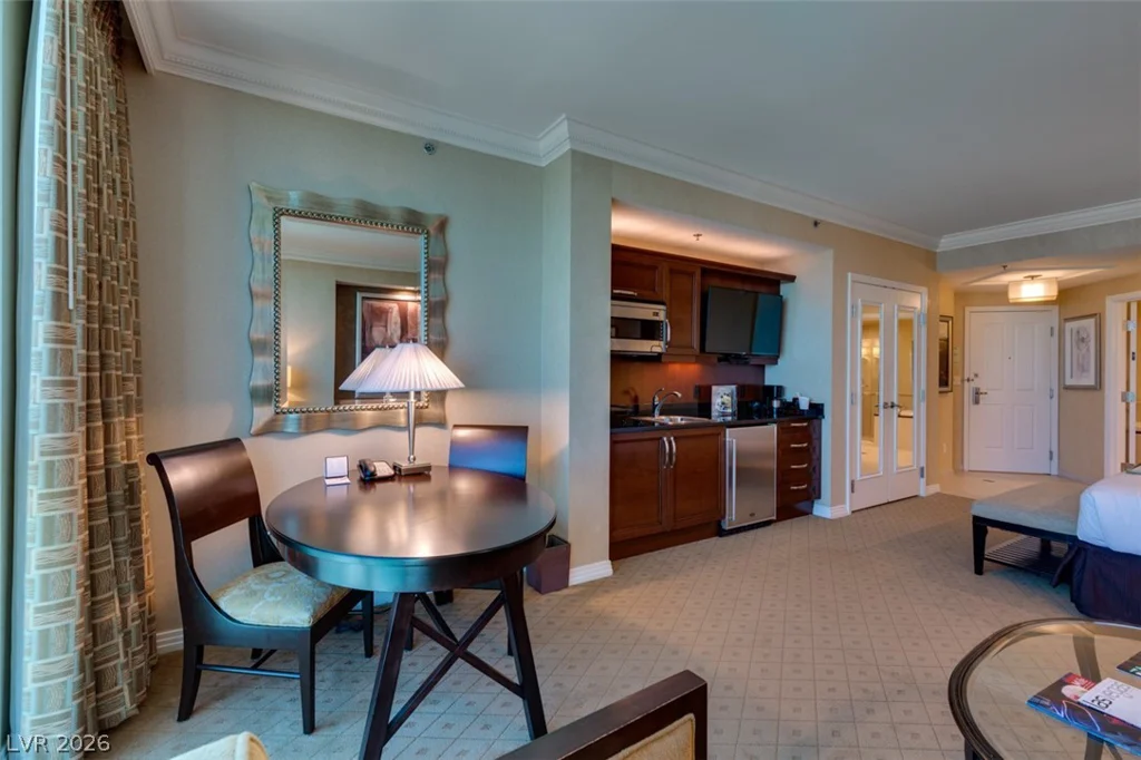 145 HARMON, Las Vegas, NV 89109