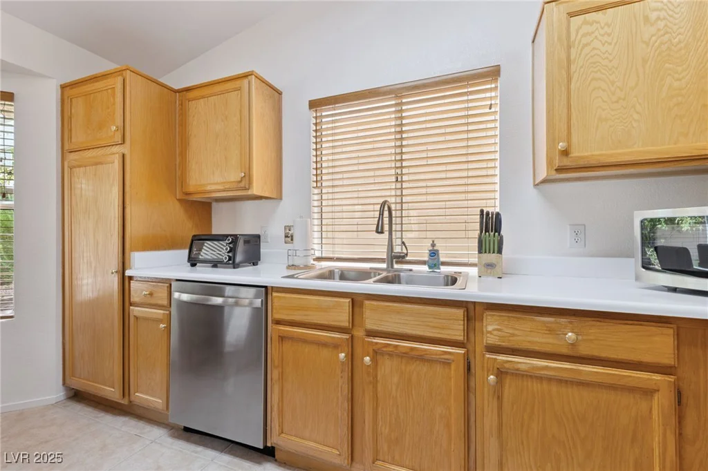 7217 Indian Path, Las Vegas, NV 89128