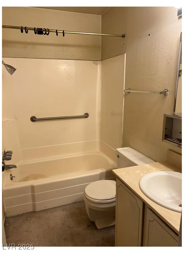 2414 Paradise Village, Las Vegas, NV 89120