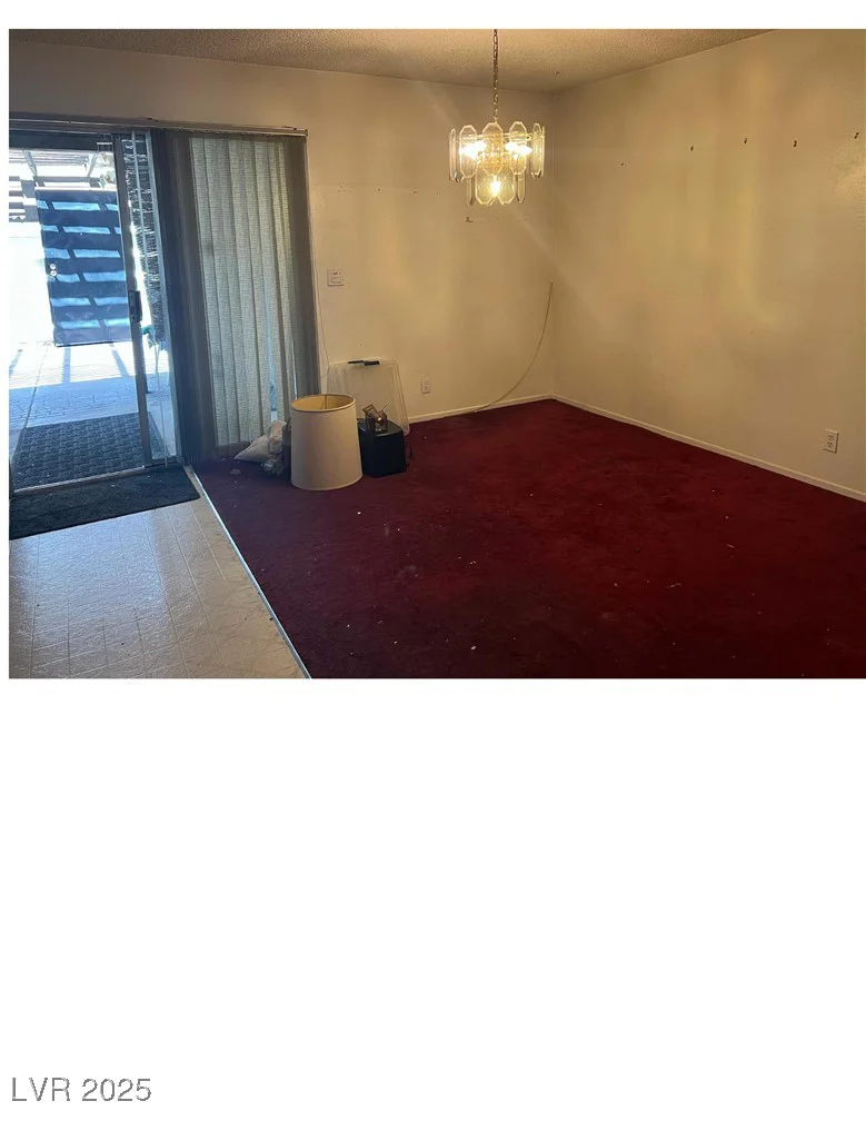 2414 Paradise Village, Las Vegas, NV 89120
