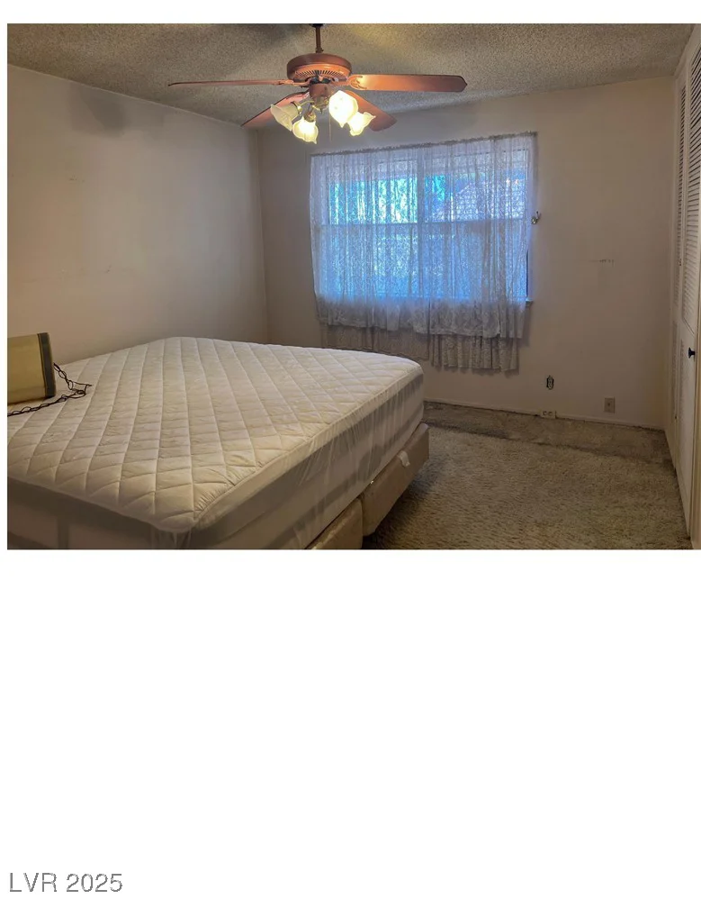 2414 Paradise Village, Las Vegas, NV 89120