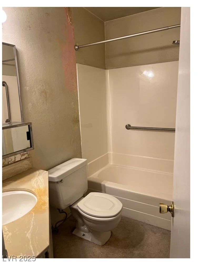 2414 Paradise Village, Las Vegas, NV 89120