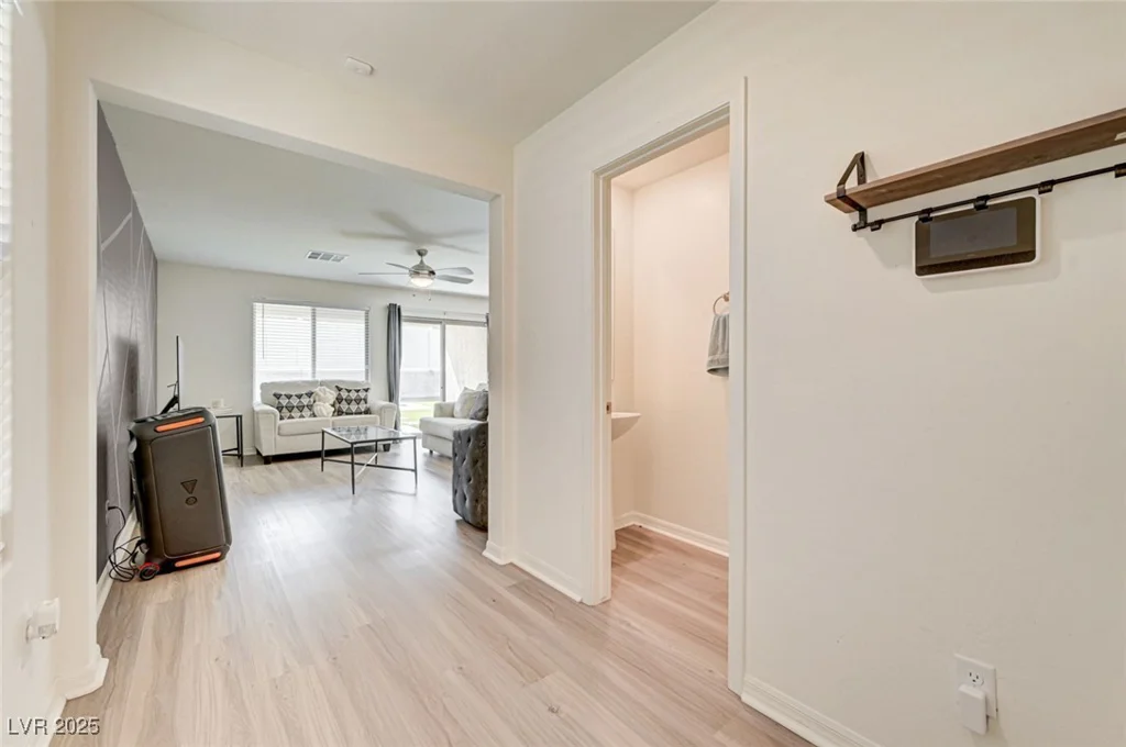 4917 Finca, North Las Vegas, NV 89031