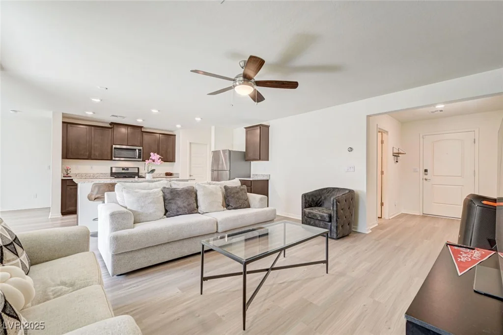 4917 Finca, North Las Vegas, NV 89031
