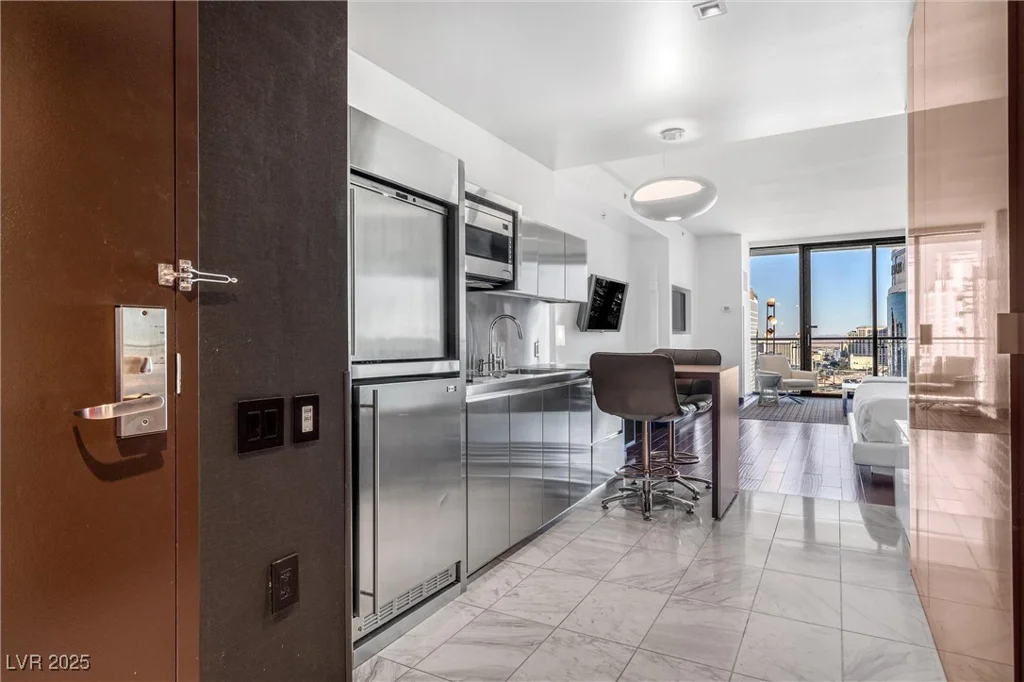 4381 FLAMINGO, Las Vegas, NV 89103