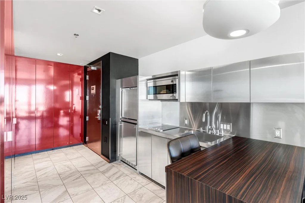 4381 FLAMINGO, Las Vegas, NV 89103