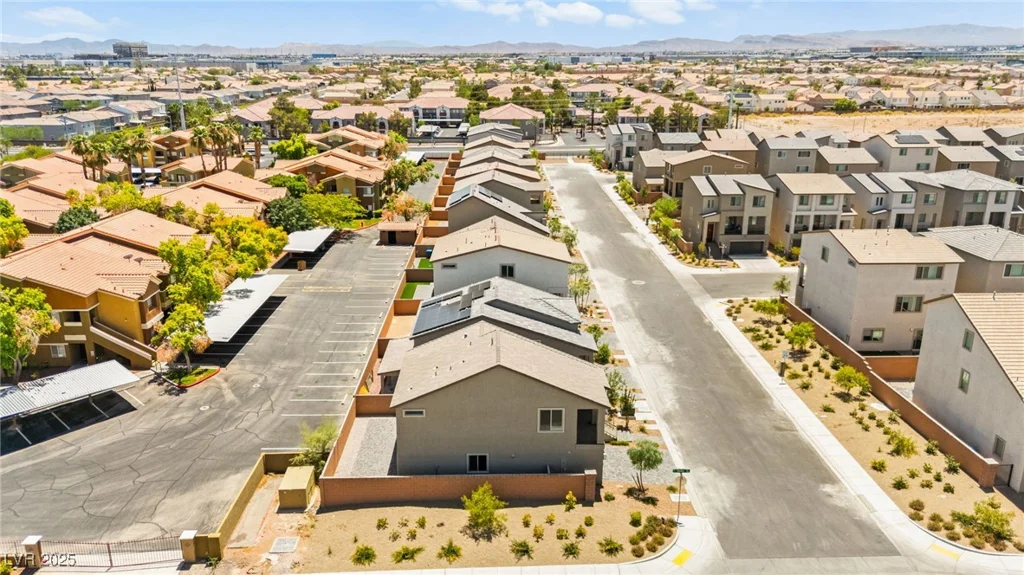 5606 Spring Trellis, Las Vegas, NV 89113