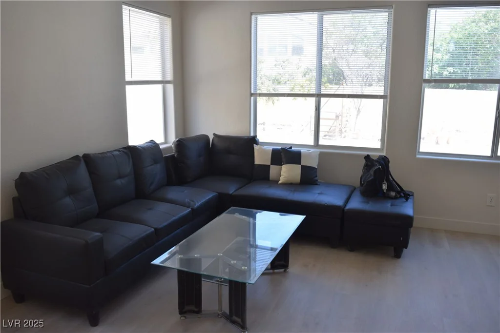 6738 Brecon Mountain, Las Vegas, NV 89139
