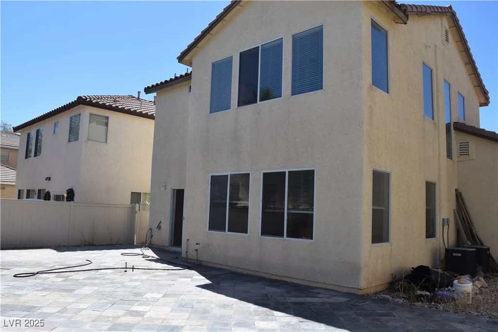6738 Brecon Mountain, Las Vegas, NV 89139
