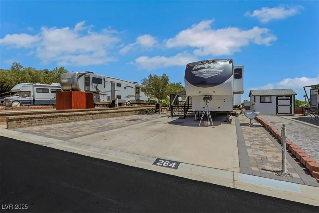 849 Robin, Boulder City, NV 89005