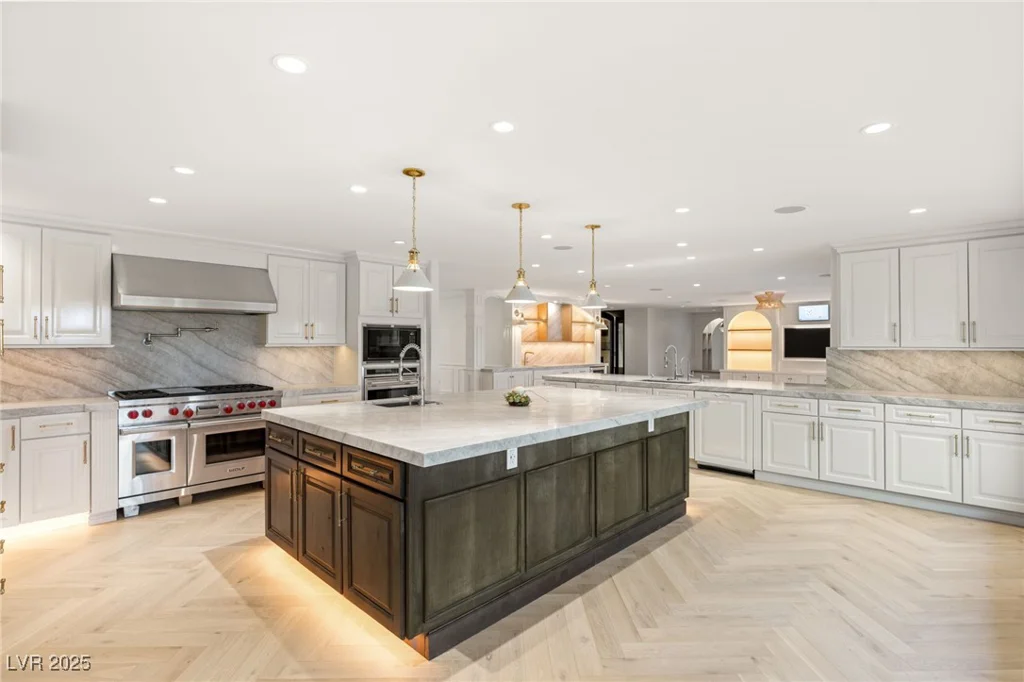 105 Quail Run, Henderson, NV 89014