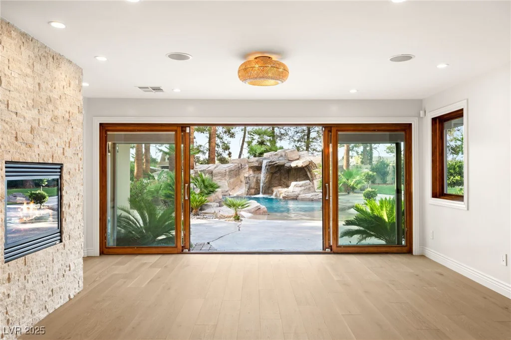 105 Quail Run, Henderson, NV 89014