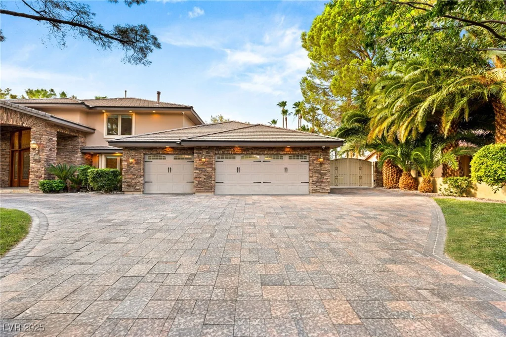 105 Quail Run, Henderson, NV 89014