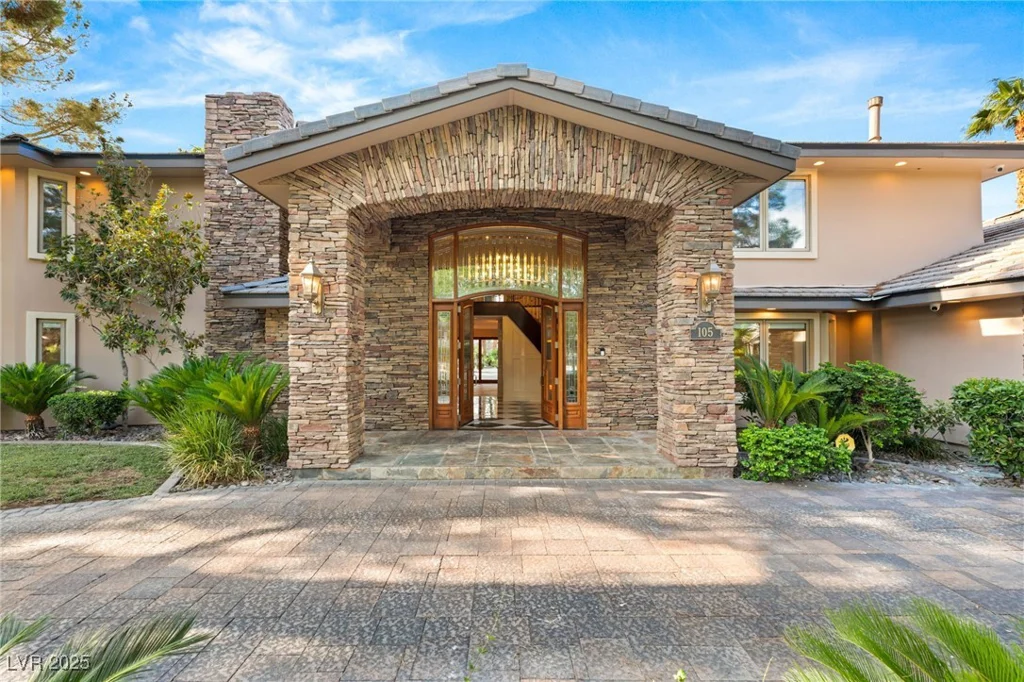 105 Quail Run, Henderson, NV 89014
