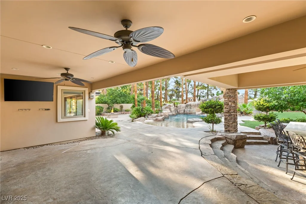 105 Quail Run, Henderson, NV 89014