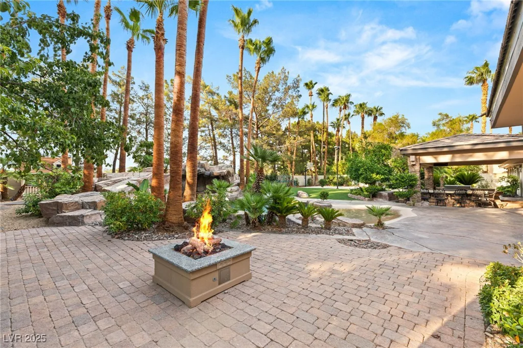 105 Quail Run, Henderson, NV 89014