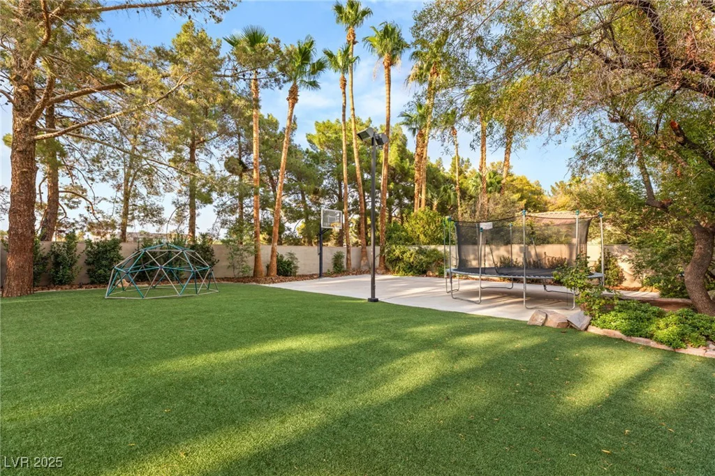105 Quail Run, Henderson, NV 89014