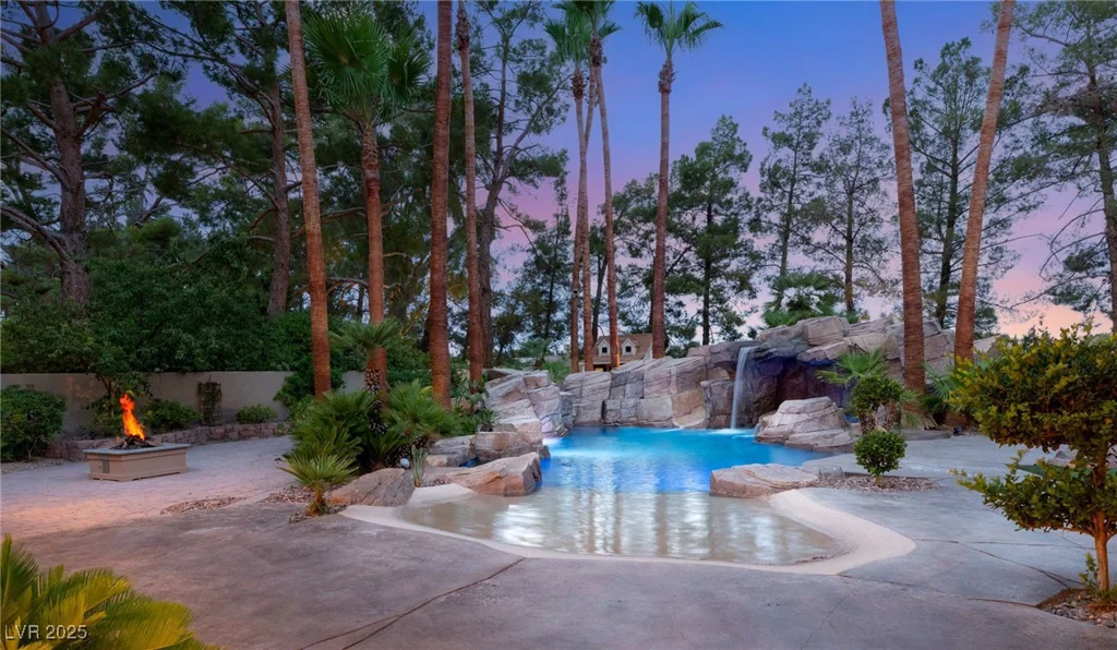 105 Quail Run, Henderson, NV 89014