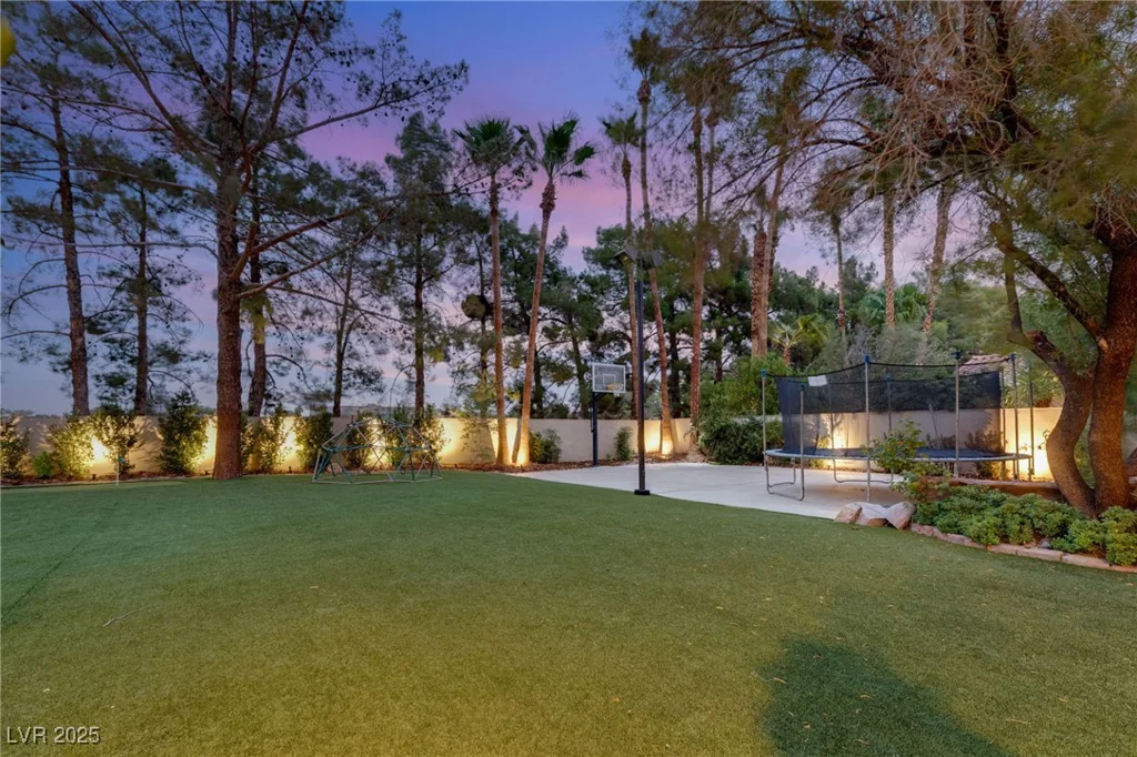 105 Quail Run, Henderson, NV 89014