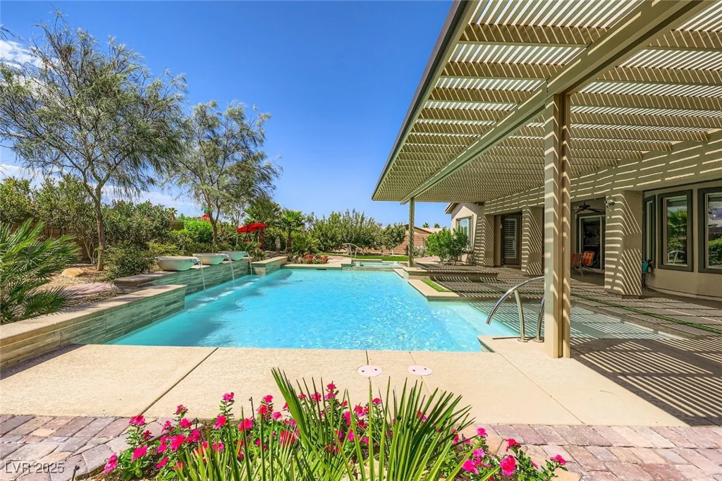 8985 Helena, Las Vegas, NV 89129