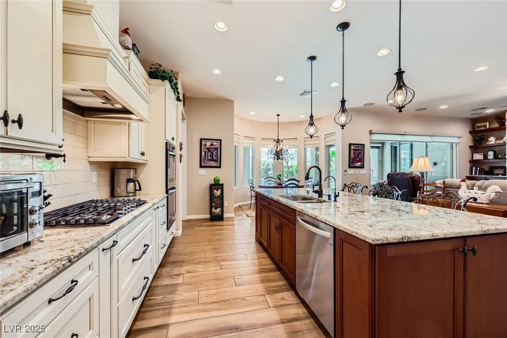 8985 Helena, Las Vegas, NV 89129