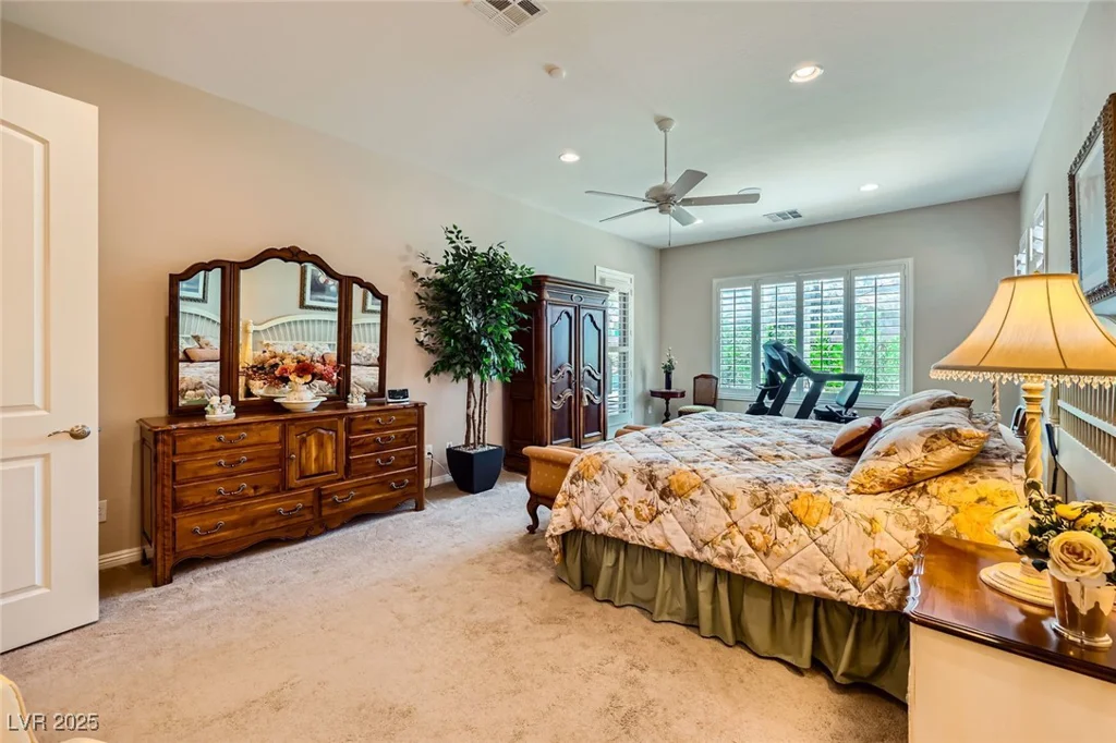 8985 Helena, Las Vegas, NV 89129