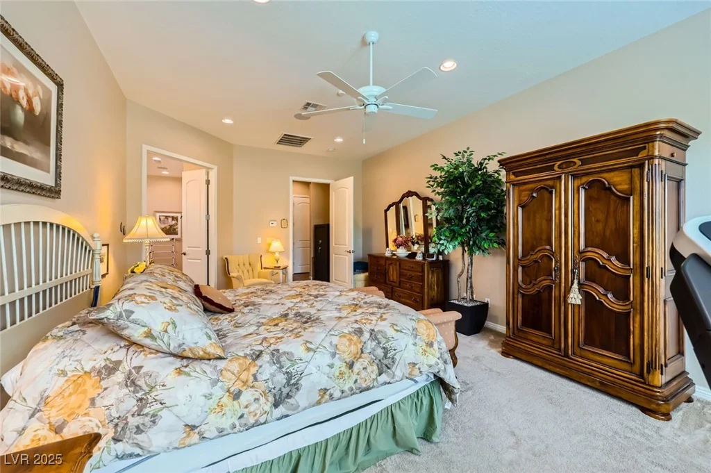 8985 Helena, Las Vegas, NV 89129