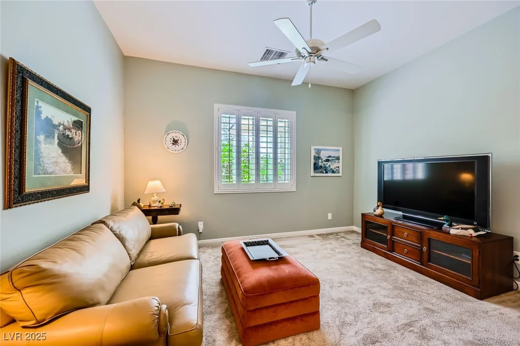 8985 Helena, Las Vegas, NV 89129