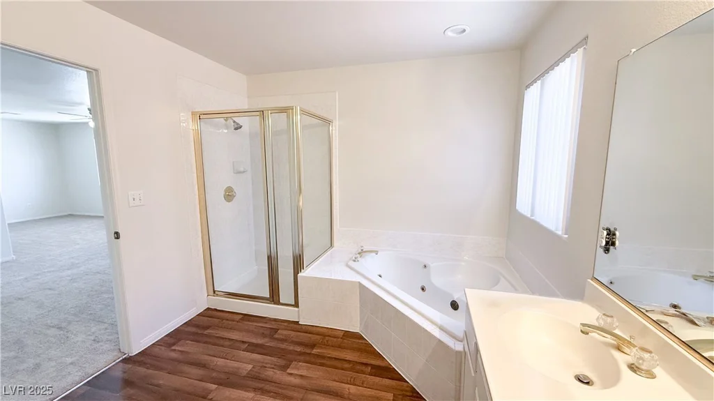 5933 Royal Castle, Las Vegas, NV 89130