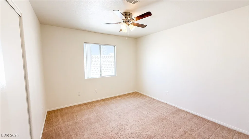 5933 Royal Castle, Las Vegas, NV 89130
