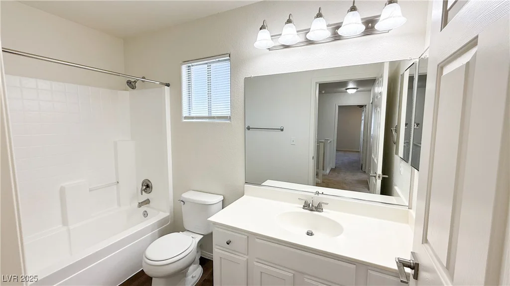 5933 Royal Castle, Las Vegas, NV 89130