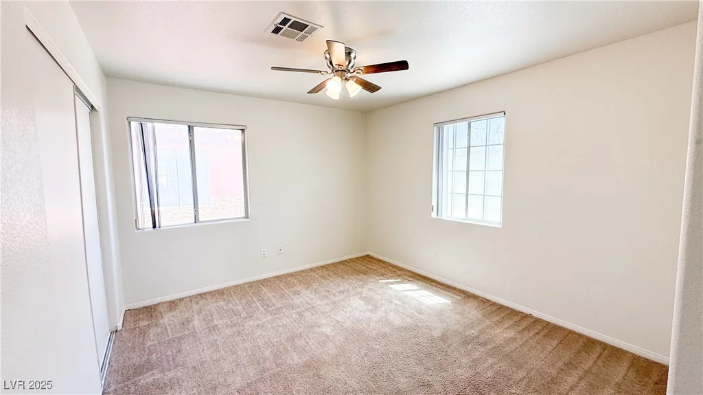 5933 Royal Castle, Las Vegas, NV 89130