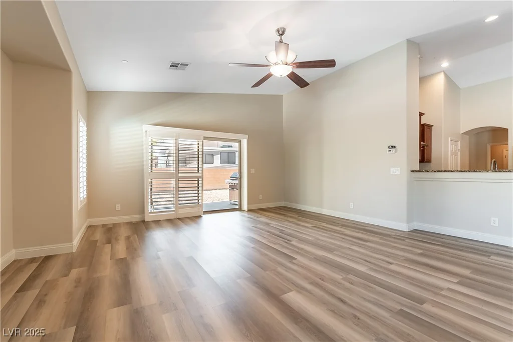164 Glenbrook Estates, Las Vegas, NV 89183