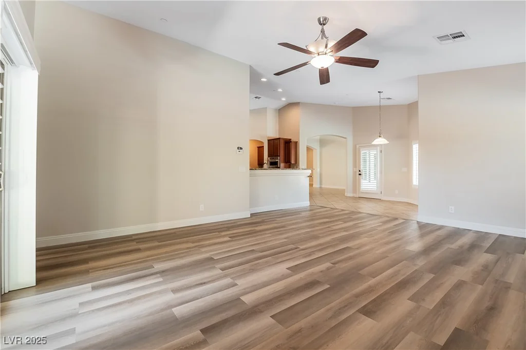 164 Glenbrook Estates, Las Vegas, NV 89183