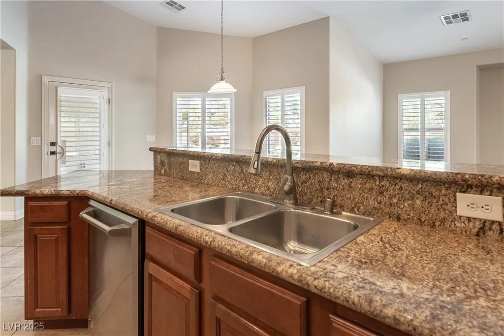 164 Glenbrook Estates, Las Vegas, NV 89183