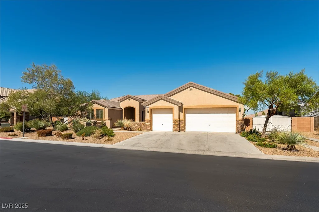 164 Glenbrook Estates, Las Vegas, NV 89183