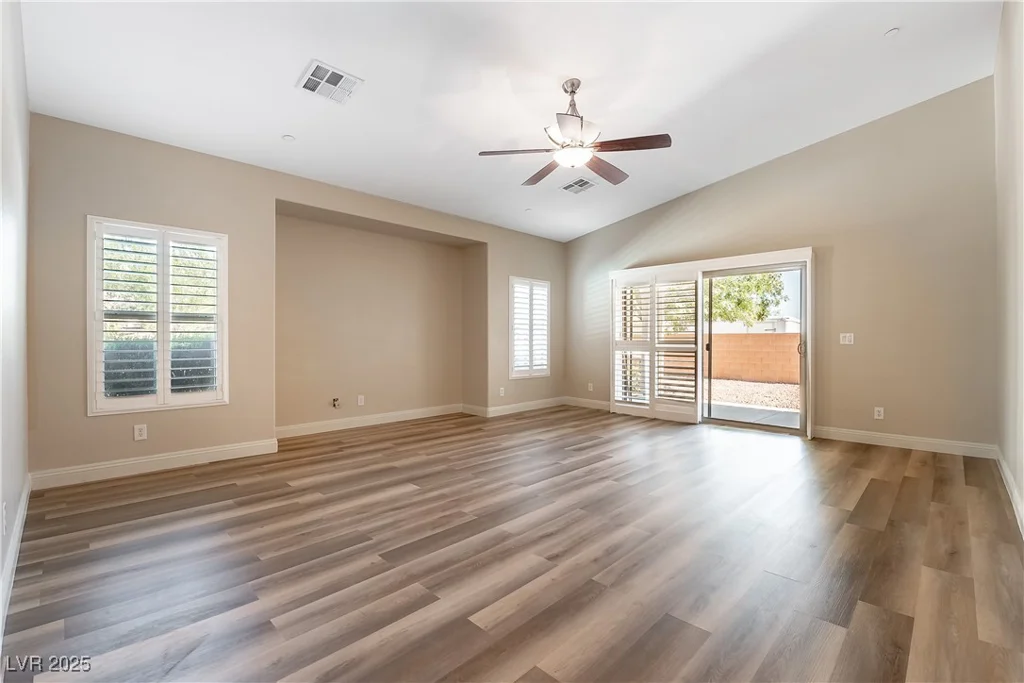 164 Glenbrook Estates, Las Vegas, NV 89183