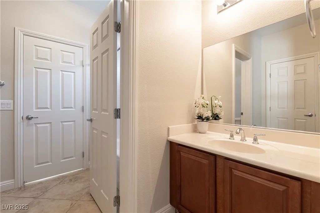 164 Glenbrook Estates, Las Vegas, NV 89183