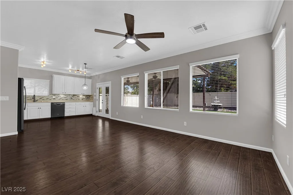 1047 Pearl Isle, Las Vegas, NV 89123