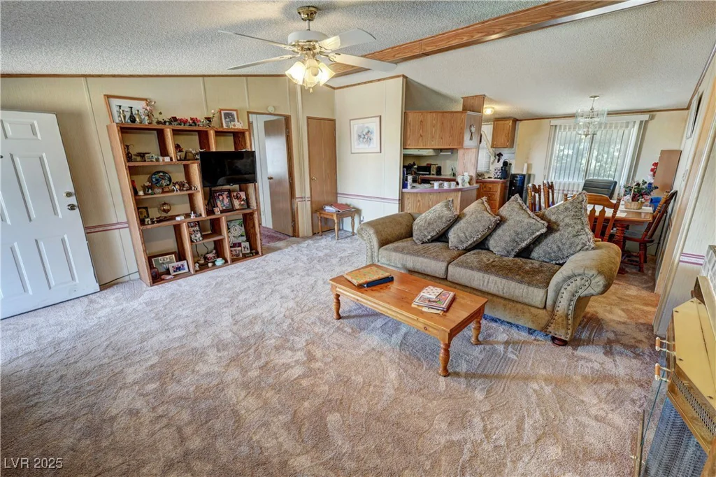 1050 Donner, Pahrump, NV 89048