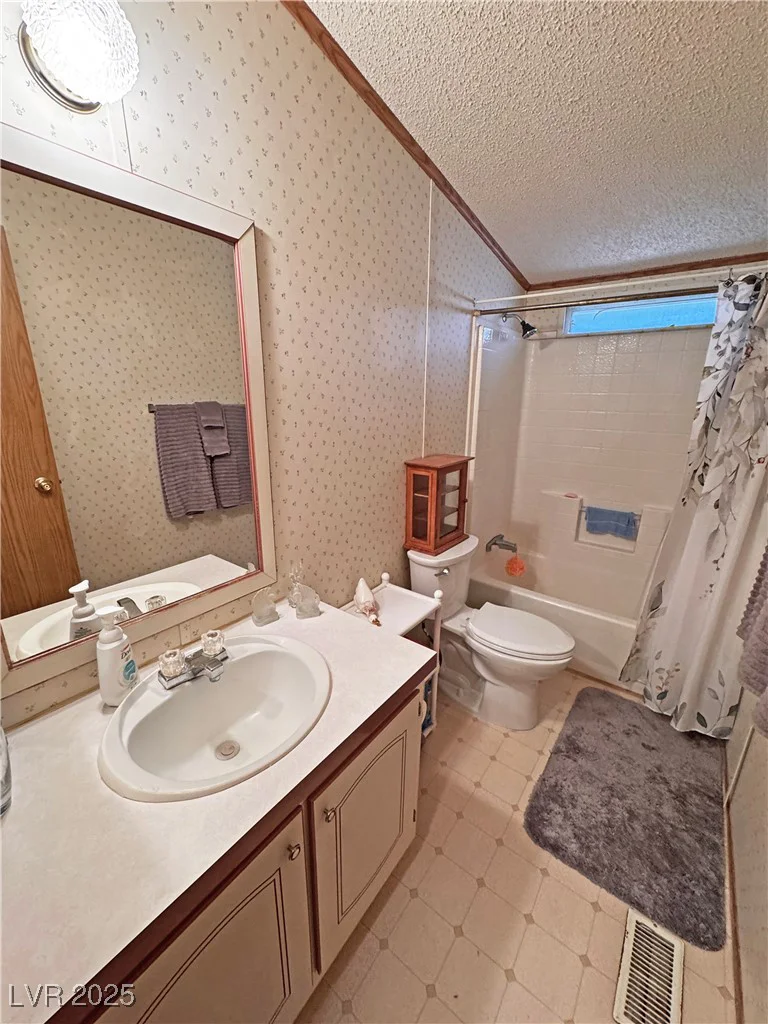 1050 Donner, Pahrump, NV 89048