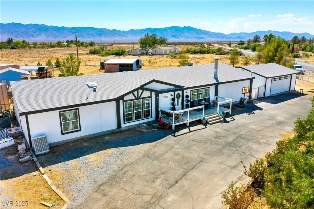 7600 Pioneer, Pahrump, NV 89061