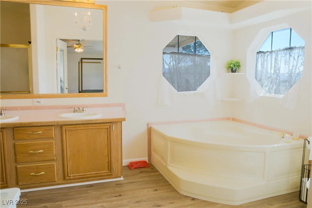 7600 Pioneer, Pahrump, NV 89061